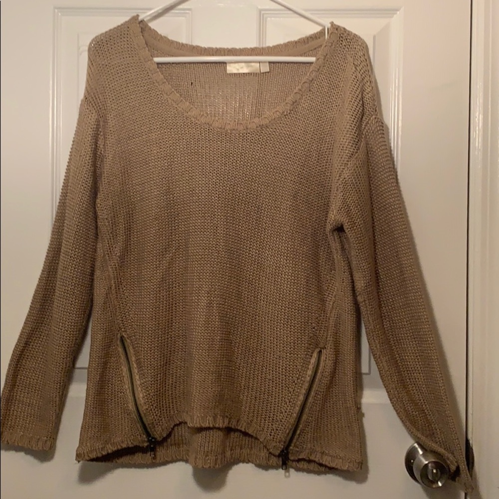 Beige Knit Sweater w/ Zippers